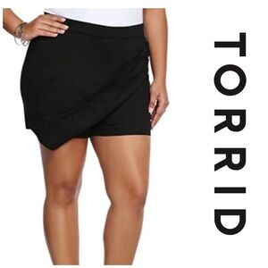 TORRID Size 22 Unique Black Shorts with Asymmetrical Overlay - High Waist